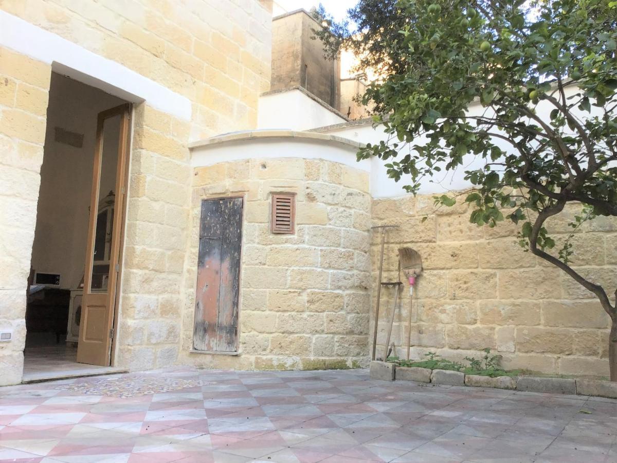 Goodstay Dimora San Lazzaro เลชเช ภายนอก รูปภาพ